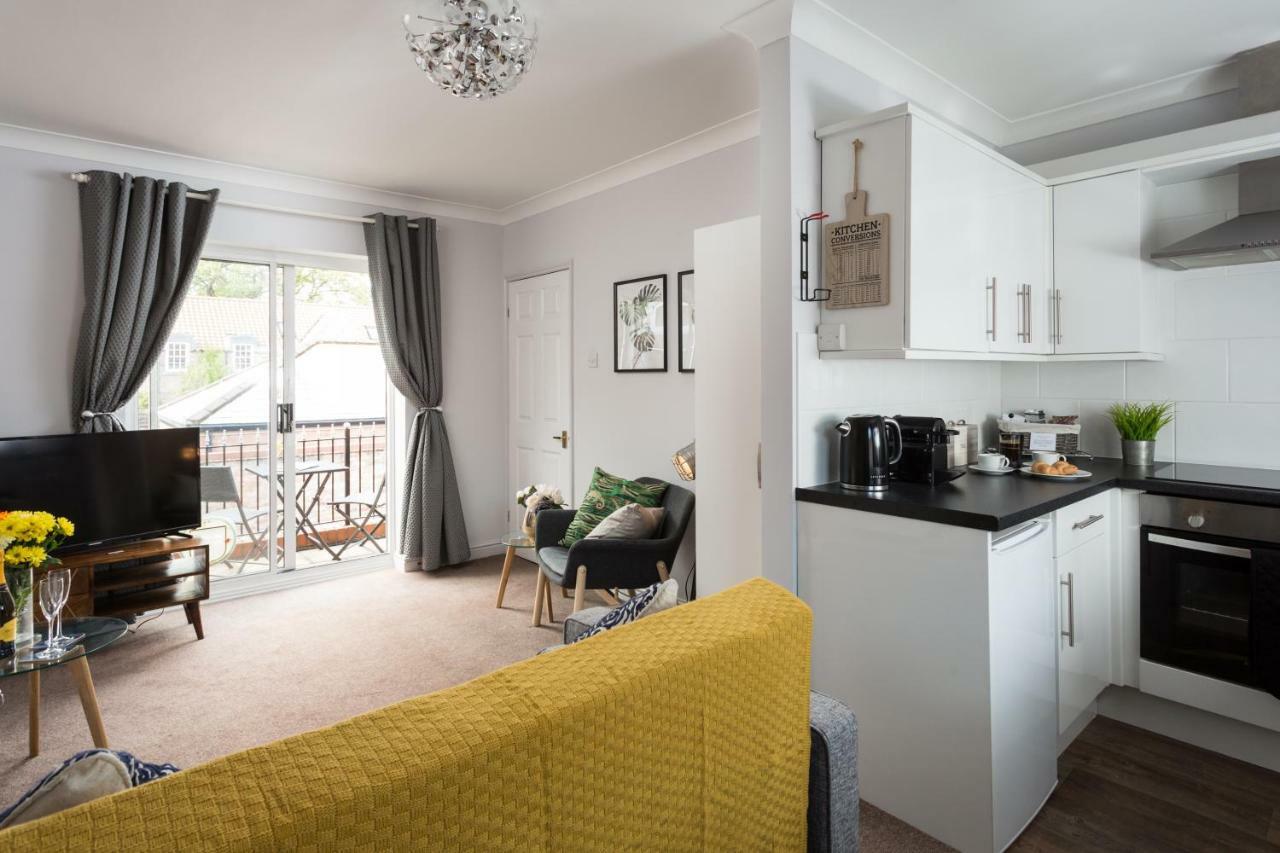 Agar Premier Apartment York Dış mekan fotoğraf